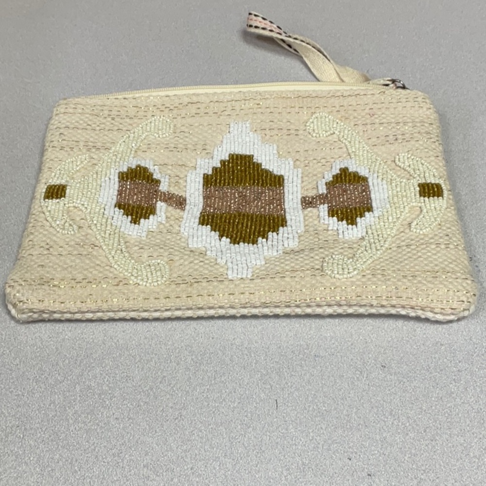 Cream Beaded Zip Wristlet Pouch - Neutral Geometric Accent